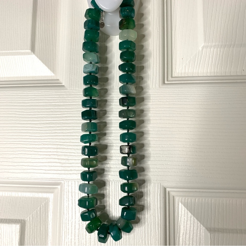 Women’s Chunky Green Agate Chalcedony Necklace